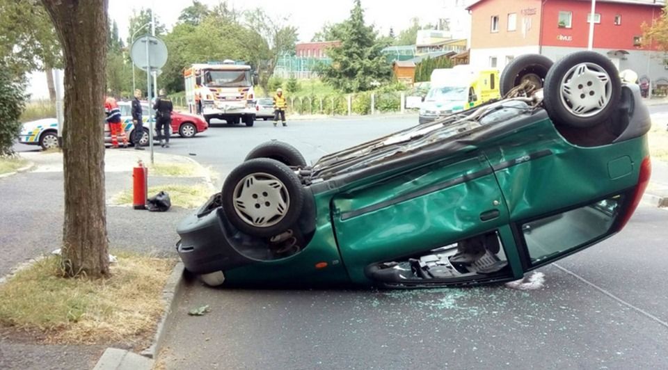 obrázek: Sokolov: Dnešní nehoda si vyžádala jedno zranění