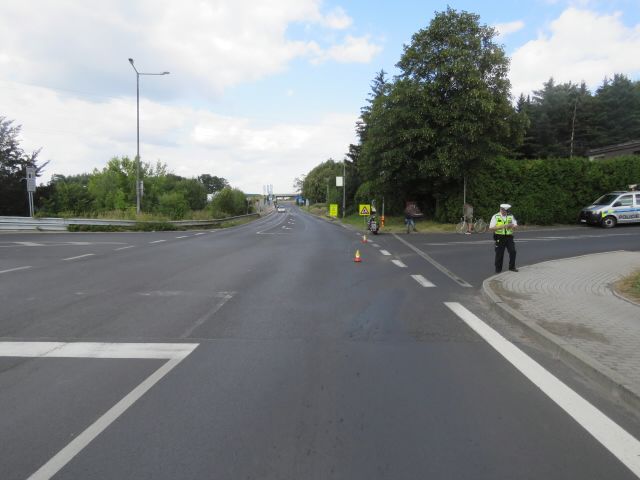 obrázek: Sokolov: Nedal přednost motocyklu. Policie hledá svědky nehody