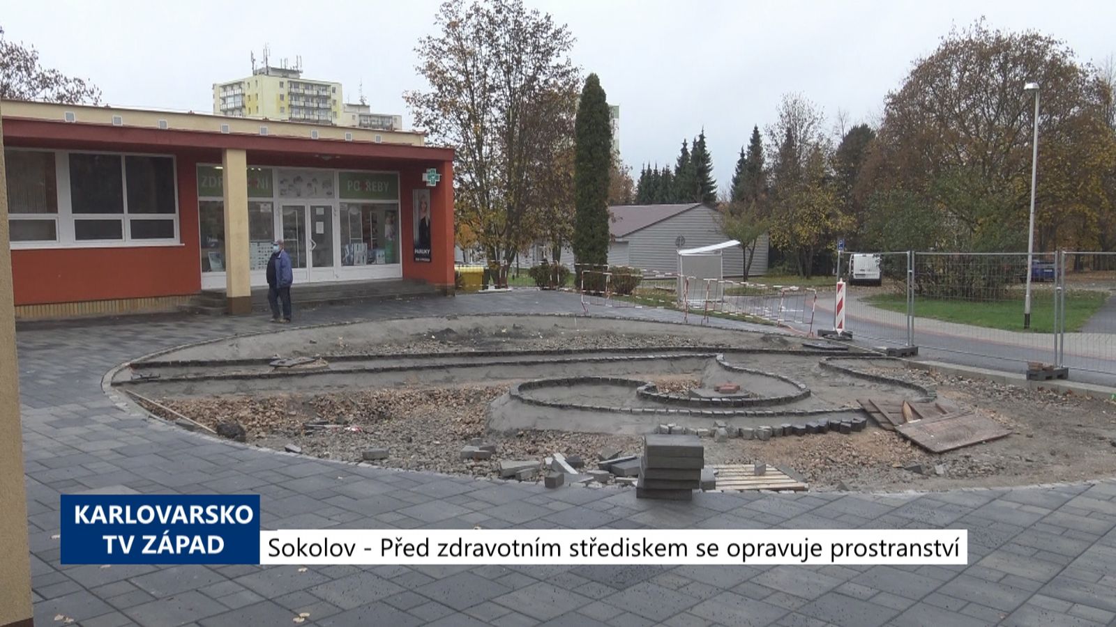 Sokolov: Před zdravotním střediskem se opravuje prostranství (TV Západ)