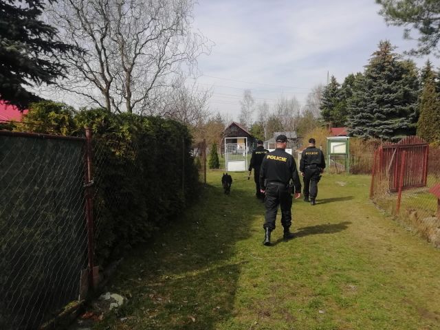 obrázek: Sokolovsko: Policisté zkontrolovali okolo 210 chat a 150 zahrad