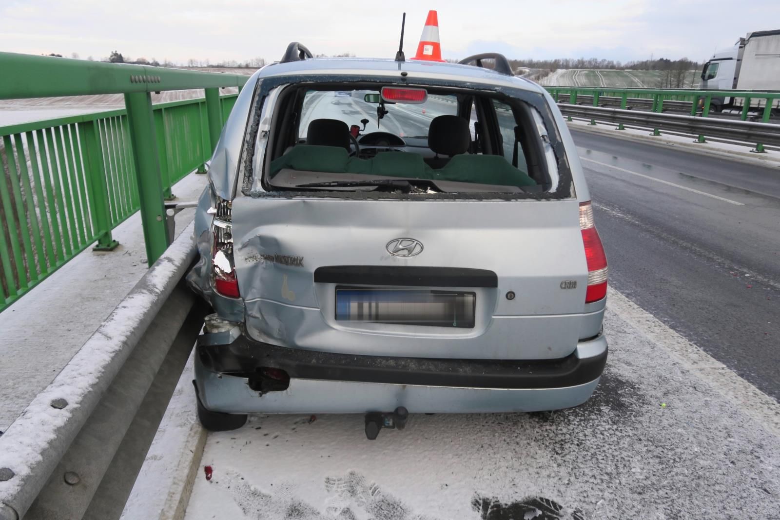 Sokolovsko: Včerejší nehoda na šestce