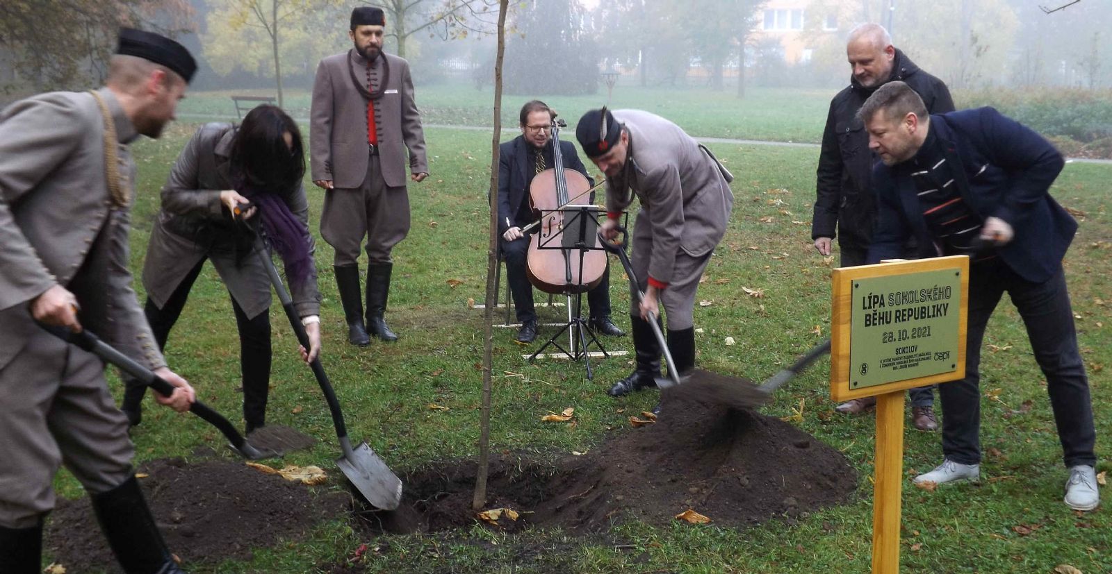 Sokolská lípa v parku bude připomínat Libuši Noskovou