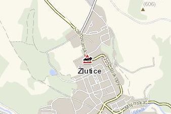 Žlutice: V Karlovarské ulici došlo ke střetu autobusu s osobním vozidlem