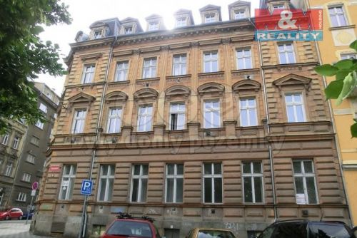 Obrázek - Prodej bytu 4+1, 100 m2, Karlovy Vary, ul. Varšavská