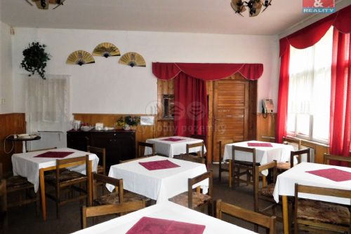 Obrázek - Pronájem, hotel, penzion, 1520 m2, Horní Slavkov