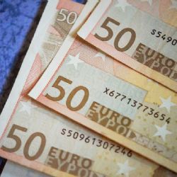 Karlovy Vary: Pozor na falešné euro bankovky. Přivezli je Marokánci