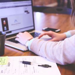 UNIWEB vytváří webové stránky na míru a zajišťuje jejich optimalizaci