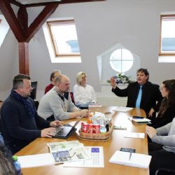 Aš: Letošní Advent jinak? Možná na Masarykově náměstí a s kluzištěm