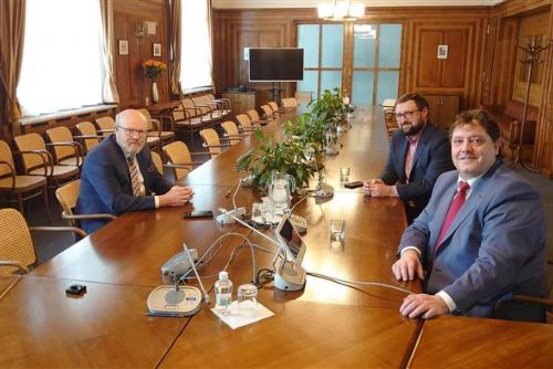 Foto: Aš: Starosta jednal s ministrem Válkem o problémech ašského zdravotnictví