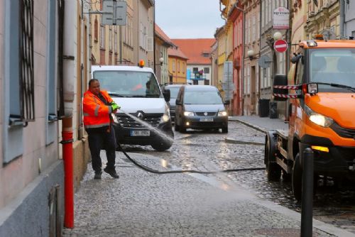 Foto: Cheb: Blokové čištění města proběhne v termínu od 3. dubna do 11. května