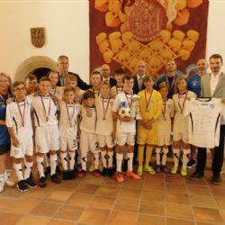 Cheb: Mladí fotbalisté se pyšní titulem Mistři ČR ve futsalu