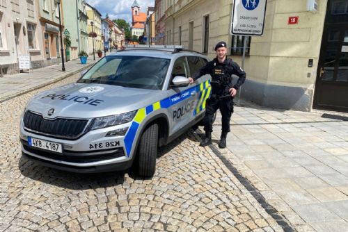 Foto: Chodov: Policista zachránil život jinému muži