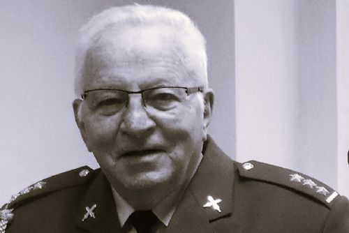 Foto: Chodov: Zmřel plk. v.v. Josef Morávek, stál u zrodu městské policie