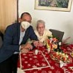 Dalovice: Hejtman blahopřál ke 101. narozeninám