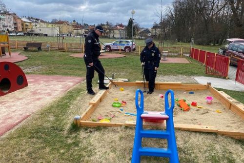 Foto: Františkovy Lázně: Strážníci Městské policie se opět zapojili do celorepublikové akce Jehla