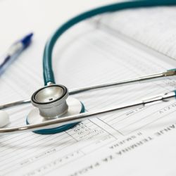 Karlovarsko: Kraj vypíše nový dotační program na zvýšení odbornosti lékařů