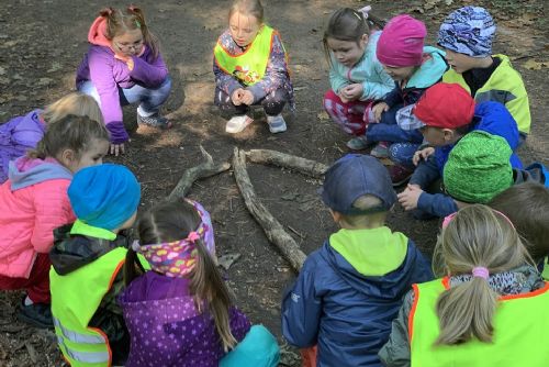 Foto: Karlovarsko: Recyklohraní pomáhá mateřským, základním i středním školám v kraji učit o klimatické změně
