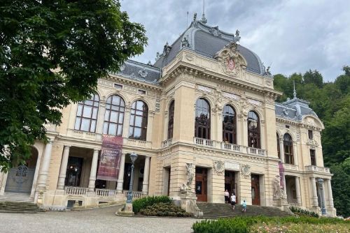 Foto: Karlovy Vary: Císařské lázně mají za sebou rok úspěšného provozu