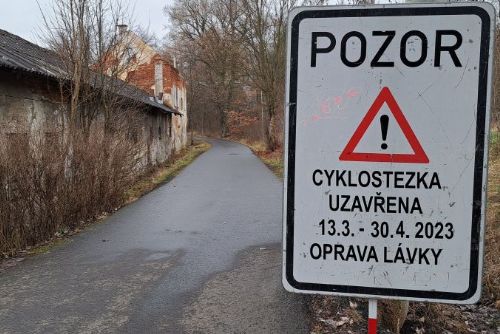 Foto: Karlovy Vary: Cyklostezku z Třeboňské do Staré Role uzavře rekonstrukce lávky