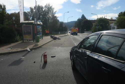 Foto: Karlovy Vary: Policie pátrá po svědcích dopravní nehody