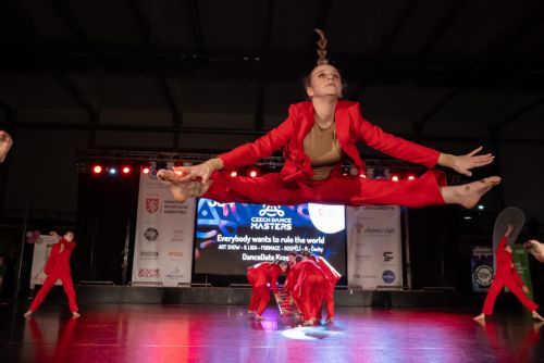 Foto: Kraslice: Taneční skupina DanceDate zabodovala v regionu
