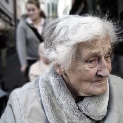 Posuny výplatních termínů důchodů v závěru roku 2023 a v roce 2024