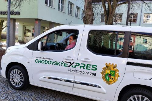 Foto: Region: Chodovský expres slaví výročí, jezdí už rok