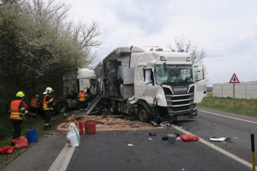 Foto: Region: Dopravní nehoda u Františkových Lázní