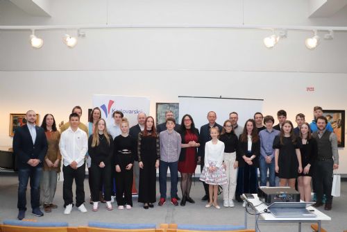 Foto: Region: Hejtman ocenil výkony mladých olympioniků z Karlovarského kraje 