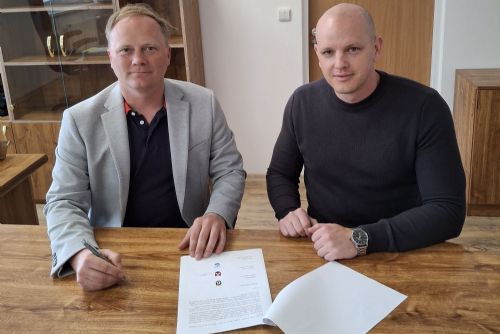 Foto: Region: Starostky a starostové Kraslicka žádají ministra Jurečku o zachování pobočky Úřadu práce