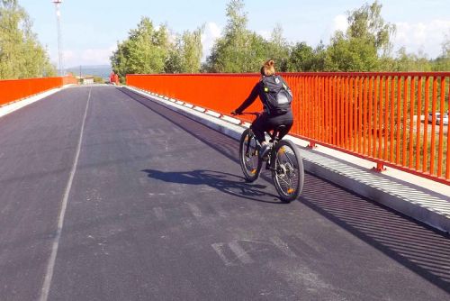 Foto: Sokolov: Přes Antonínský most lze už znovu zamířit k Medardu