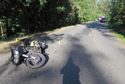 Foto: Vřesová:  Došlo k těžkému zranění motocyklisty