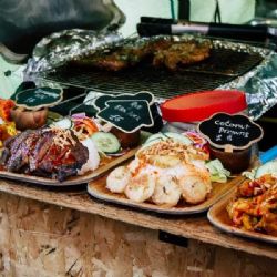 Do Plas míří Street Food Piknik, návštěvníky čekají food trucky, stánky i dětská zóna
