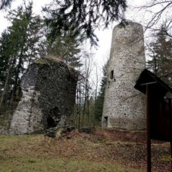 VOLFŠTEJN - KRÁSY KOLEM VLČÍ HORY