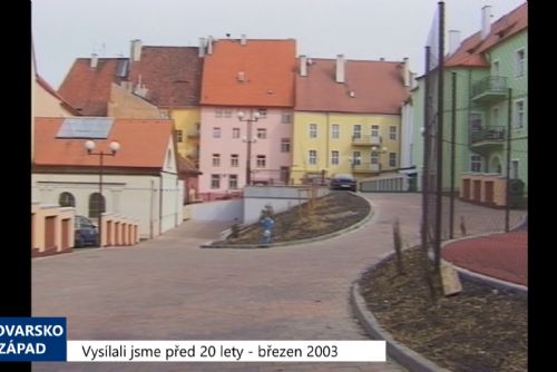 Foto: 2003 – Cheb: Parkování ve dvou dvorech bude placené (TV Západ)