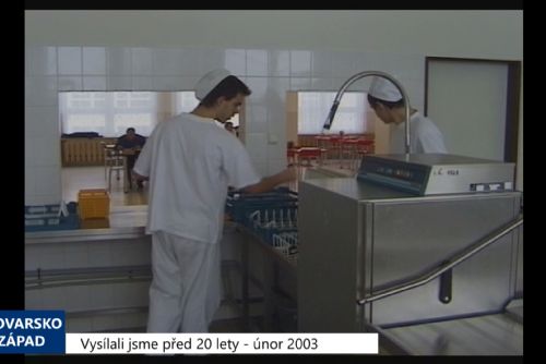 Foto: 2003 – Sokolov: Do školních jídelen musí město investovat miliony (TV Západ)