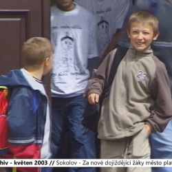 2003 – Sokolov: Za nové dojíždějící žáky město platit nebude (TV Západ)