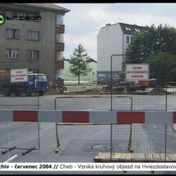 2004 – Cheb: Vzniká kruhový objezd na Hviezdoslavově náměstí (TV Západ)