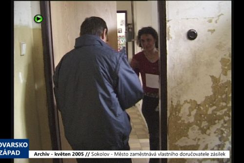 Foto: 2005 – Sokolov: Město zaměstnává vlastního doručovatele zásilek (TV Západ)