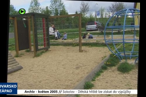 Foto: 2005 – Sokolov: Dětská hřiště lze získat do výpůjčky (TV Západ)