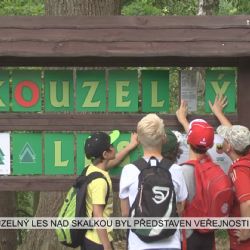 Cheb: Kouzelný les nad Skalkou byl představen veřejnosti (TV Západ)