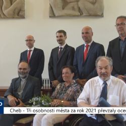 Cheb: Tři osobnosti města za rok 2021 převzaly ocenění (TV Západ)