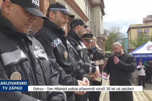 Foto: Ostrov: Den Městské policie připomněl výročí 30 let od založení (TV Západ)