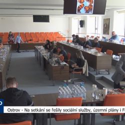 Ostrov: Na setkání se řešily sociální služby, územní plány i Facebook (TV Západ)