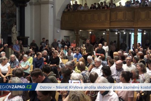 obrázek:Ostrov: Návrat Krylova anděla sledoval zcela zaplněný kostel (TV Západ)