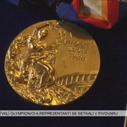 Sokolov: Bývalí olympionici a reprezentanti se setkali v pivovaru (TV Západ)