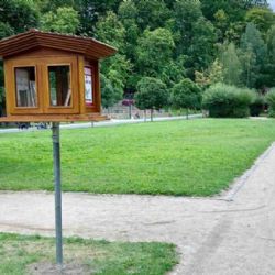 Cheb: Radost už dělá i druhá knihobudka