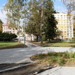 Cheb: Úpravy parku Míru finišují