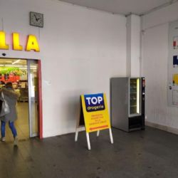Cheb: Zítra ve městě začne fungovat první rouškomat