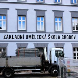Chodov: Pandemie zbrzdila stavbu ZUŠ